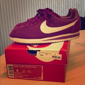 Women’s Nike Cortez - Bright Grape (Like New)